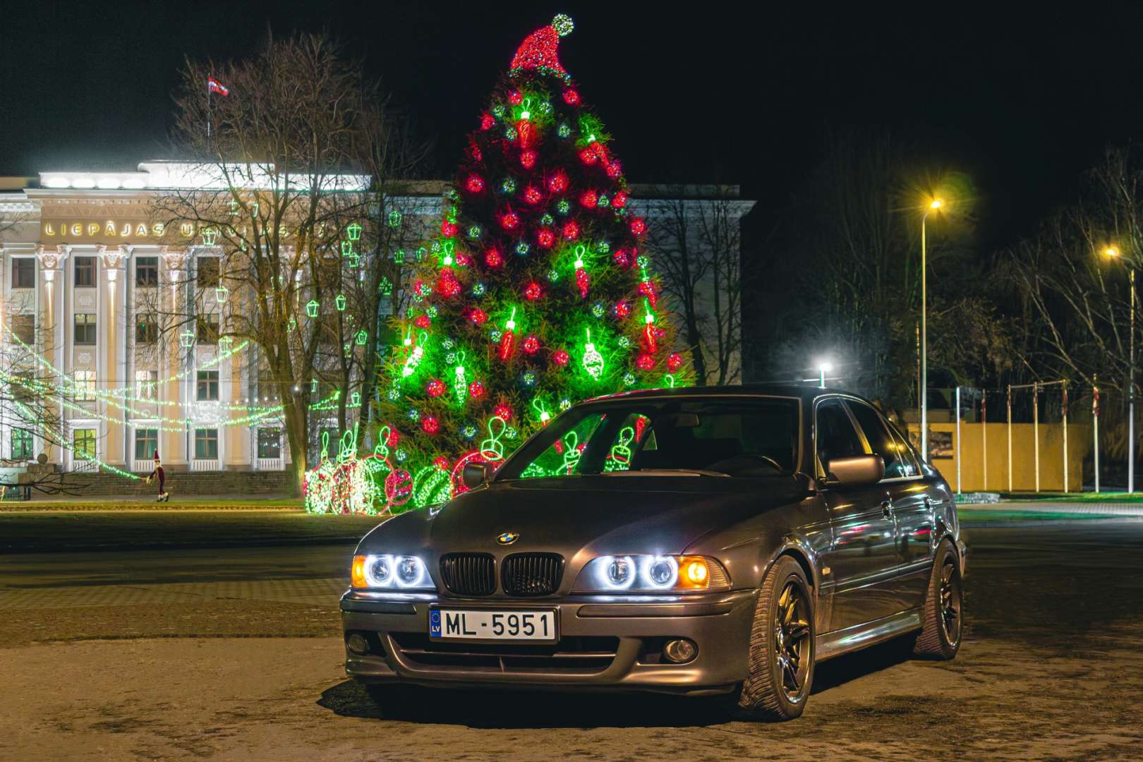 Top Tips for Marketing Your Car Sharing Business This Christmas